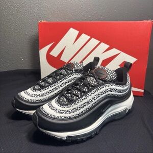 VNDS Size 6 - Nike Air Max 97 SE Safari W